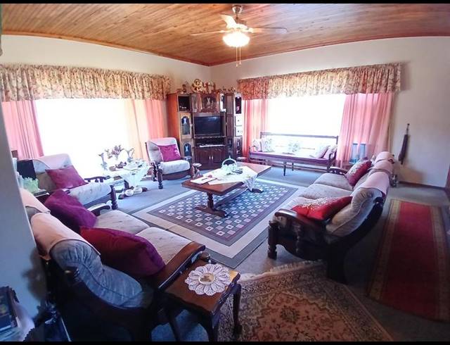 3 BEDROOM HOUSE FOR SALE IN STILBAAI-WES